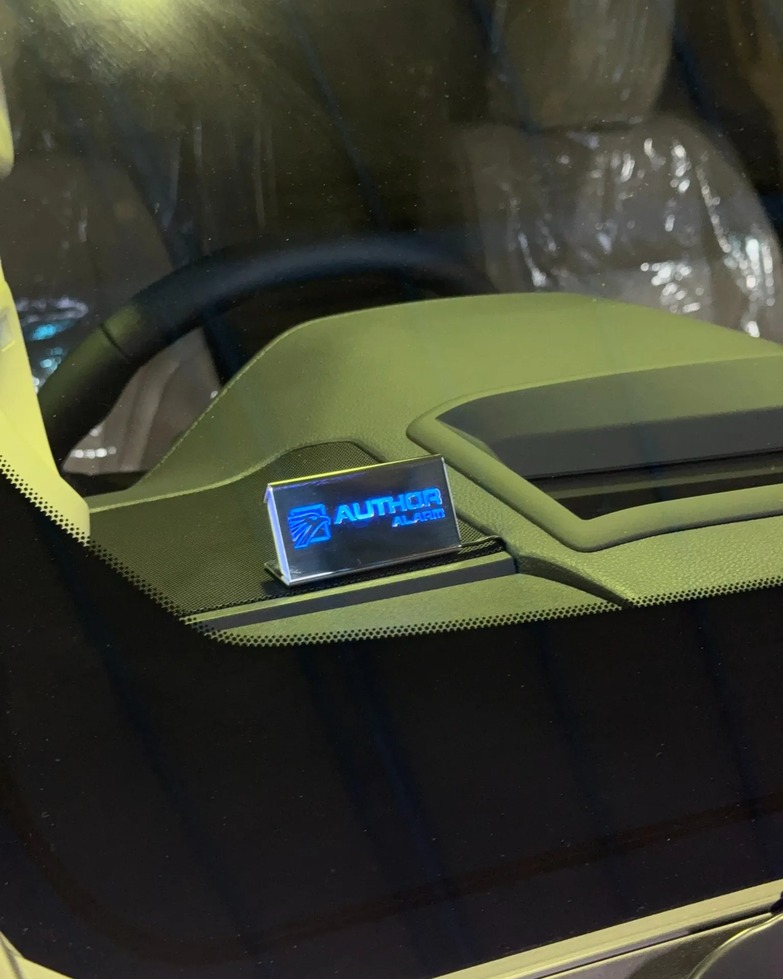 【ランクル300盗難対策｜IGLA2+ × ステンレススキャ...